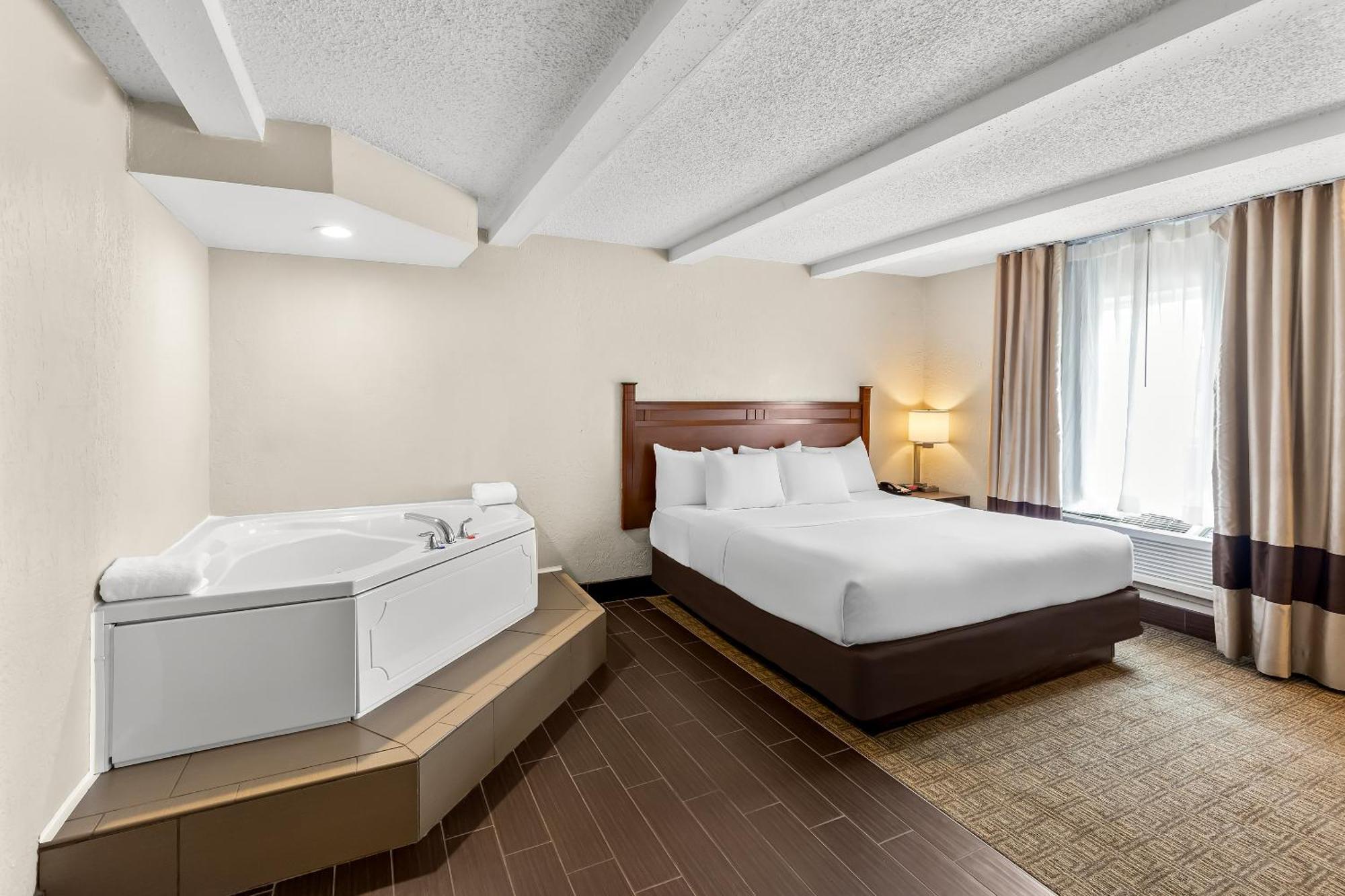 Comfort Inn St Louis - Westport Event Center Maryland Heights Exterior foto