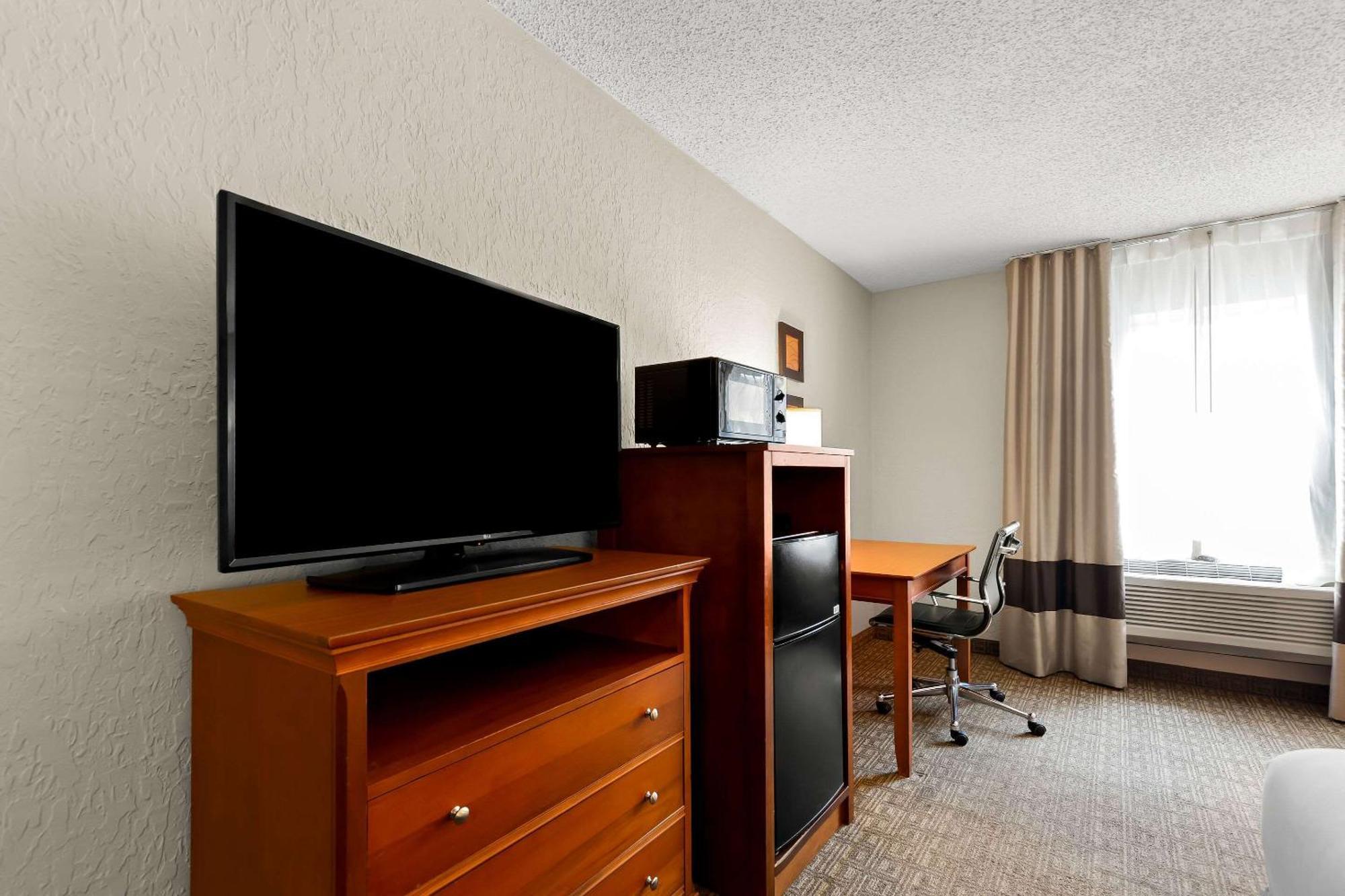 Comfort Inn St Louis - Westport Event Center Maryland Heights Exterior foto